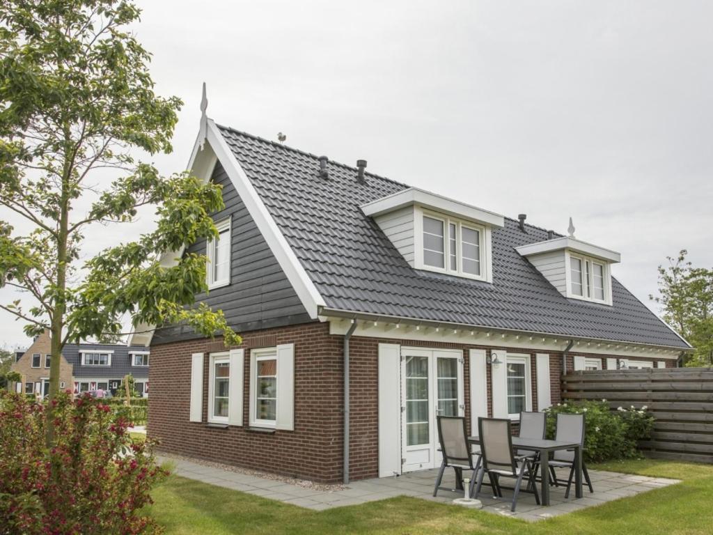 Landal Resort Haamstede Burgh-Haamstede Exteriör bild